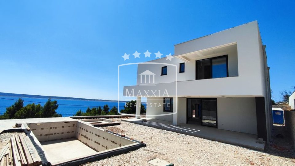 Starigrad Paklenica - luksuzna vila s bazenom, otvoren pogled more! 780000€