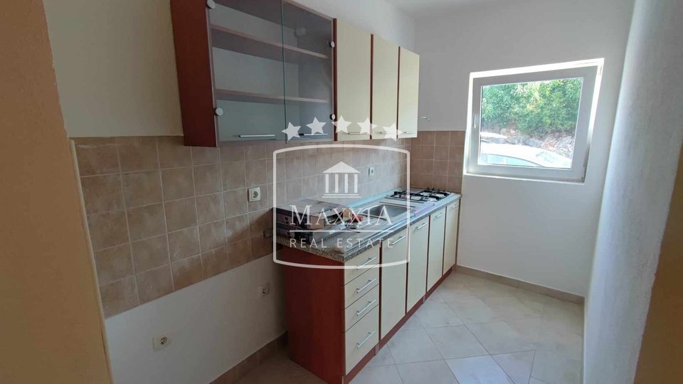 Kruševo - kuća sa 3 apartmana novija gradnja! 195000€