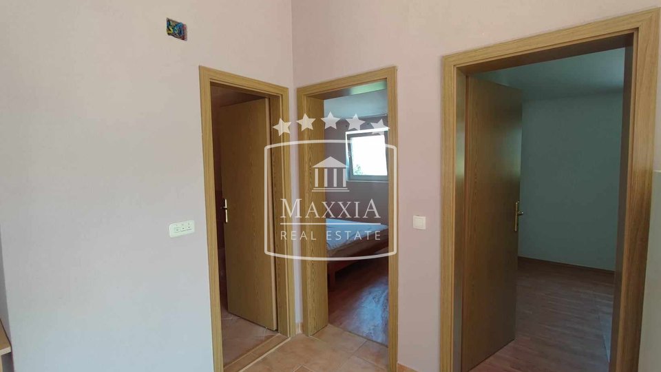 Kruševo - kuća sa 3 apartmana novija gradnja! 195000€