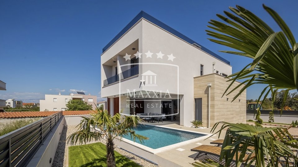 Zaton - Luxury villa with a pool and a sea view; new building! 1150000€