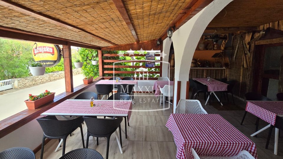 Vir - Restaurant + residential building of 361m2! New in the offer! €399000