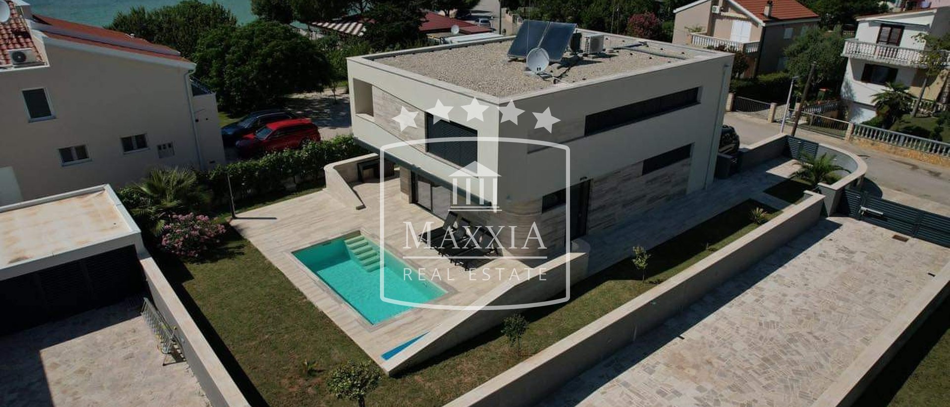 Privlaka - Moderna villa 250m2 uz more more s bazenom 1.698.000€