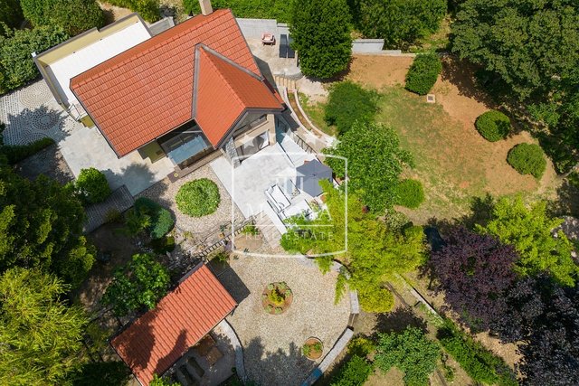 Grobnik - izuzetna ladanjska kuća 198m2 jedinstvena lokacija! 695000€