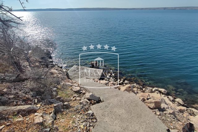 Lukovo Šugarje - house first row to the sea whit pool! 882000€