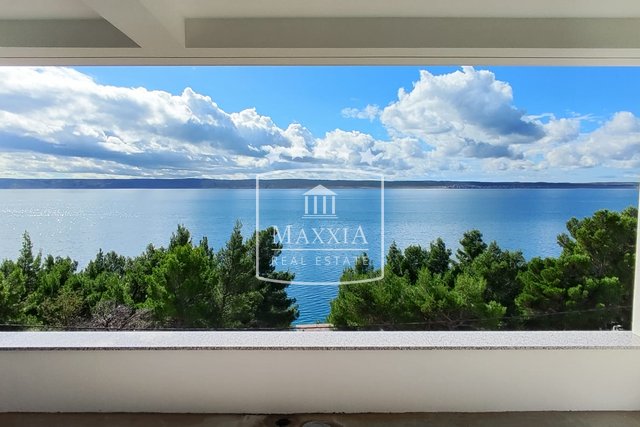 Starigrad Paklenica - luxury villa with a swimming pool, sea ​​view! 780000€