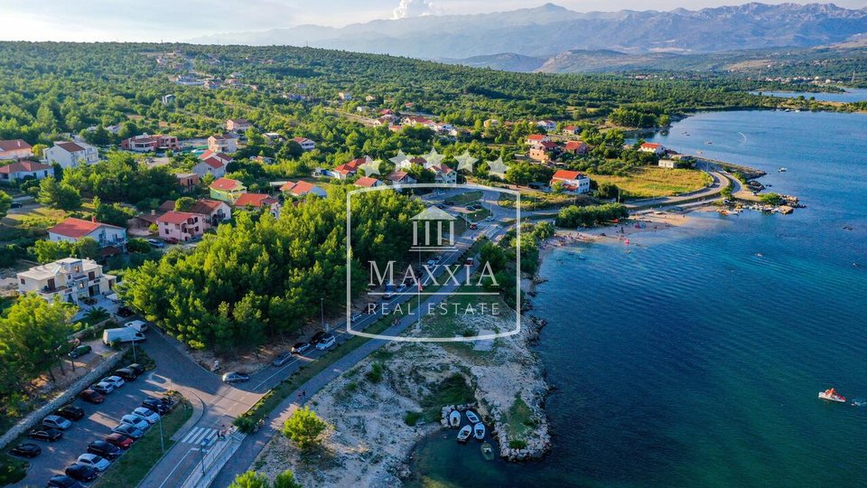 Pridraga - građ. zemljište 2050m2 blizina mora! 185000€