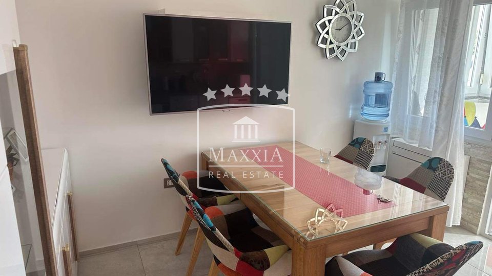 Zadar Melada - herrlich eingerichtete Wohnung 87m2 zwei Balkone! 275.000€