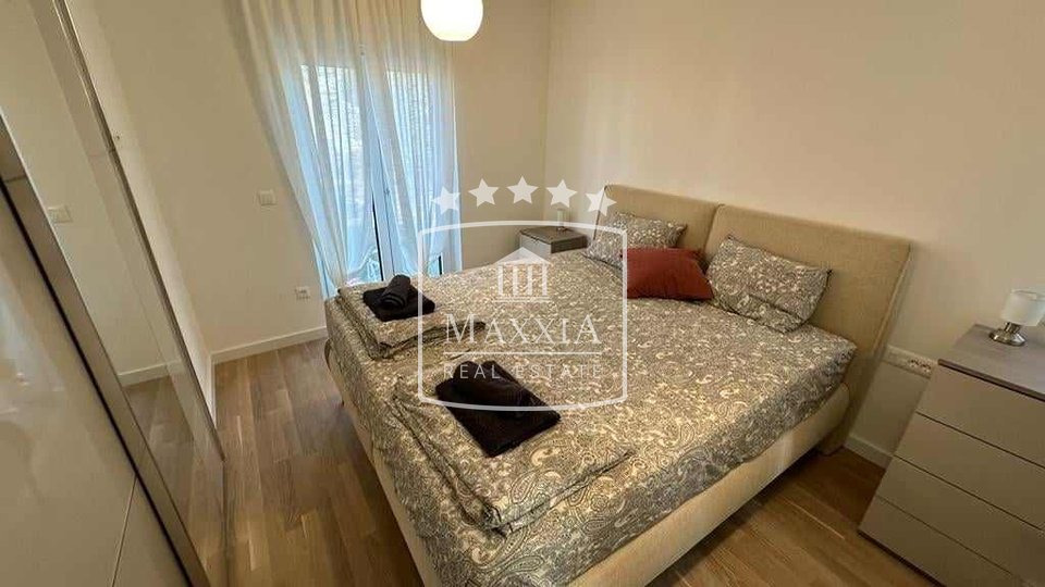 Diklo - luxuriöse 4,5-Zimmer-Wohnung 50 m vom Meer entfernt, Dachterrasse! 450000 €