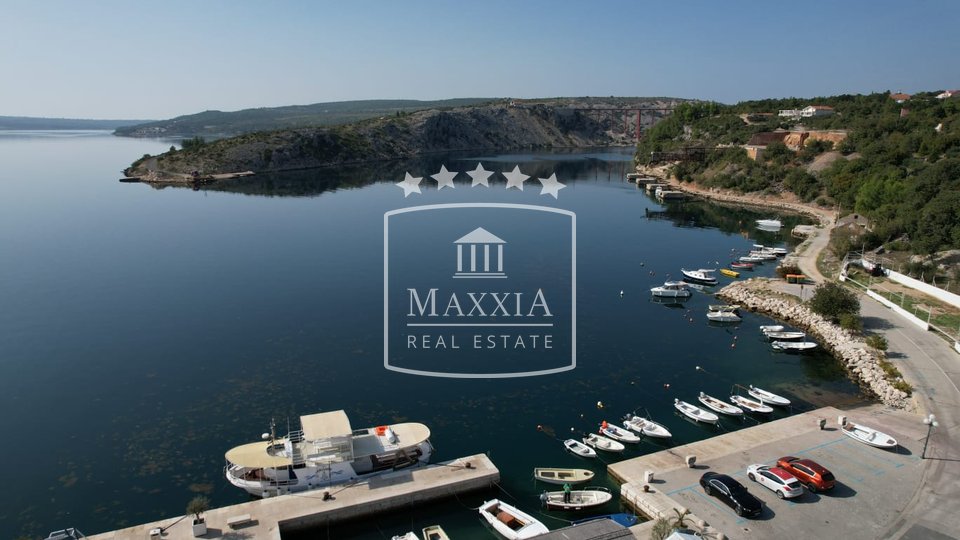 Maslenica – Wohnung von 83 m2 ERSTE REIHE zum Meer! 245.000 €