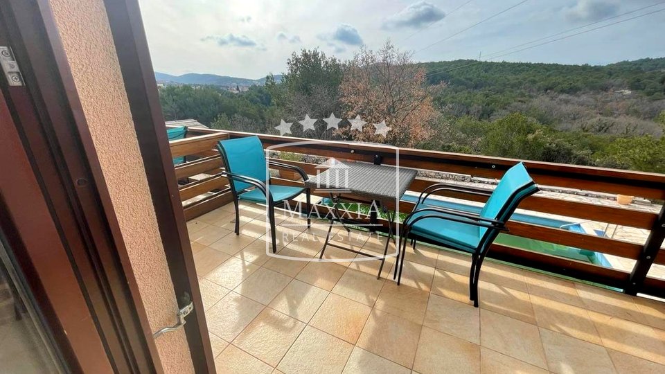 Šibenik-Bilice gemütliche Wohnung 76m2 mit Pool! 159000€