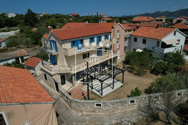 Veli Iž - Inselhaus 289m2, hervorragend eingerichtet! Center! 498.000 €