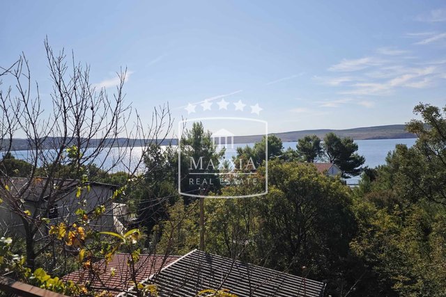 Seline - zweistöckiges Haus mit Meerblick ca. 150 m vom Meer entfernt! 159000€