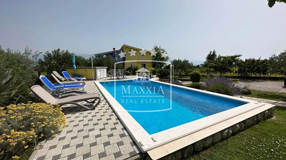 Podgradina - Villa Grundstück von 1683m2 mit Pool!  497000€