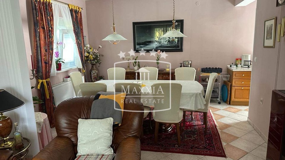 Podgradina - VILLA imanje 1683m2 bazen! 497000€